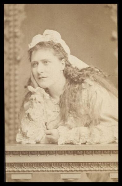 London Stereoscopic and Photographic Company, Guy Little Theatrical Photograph