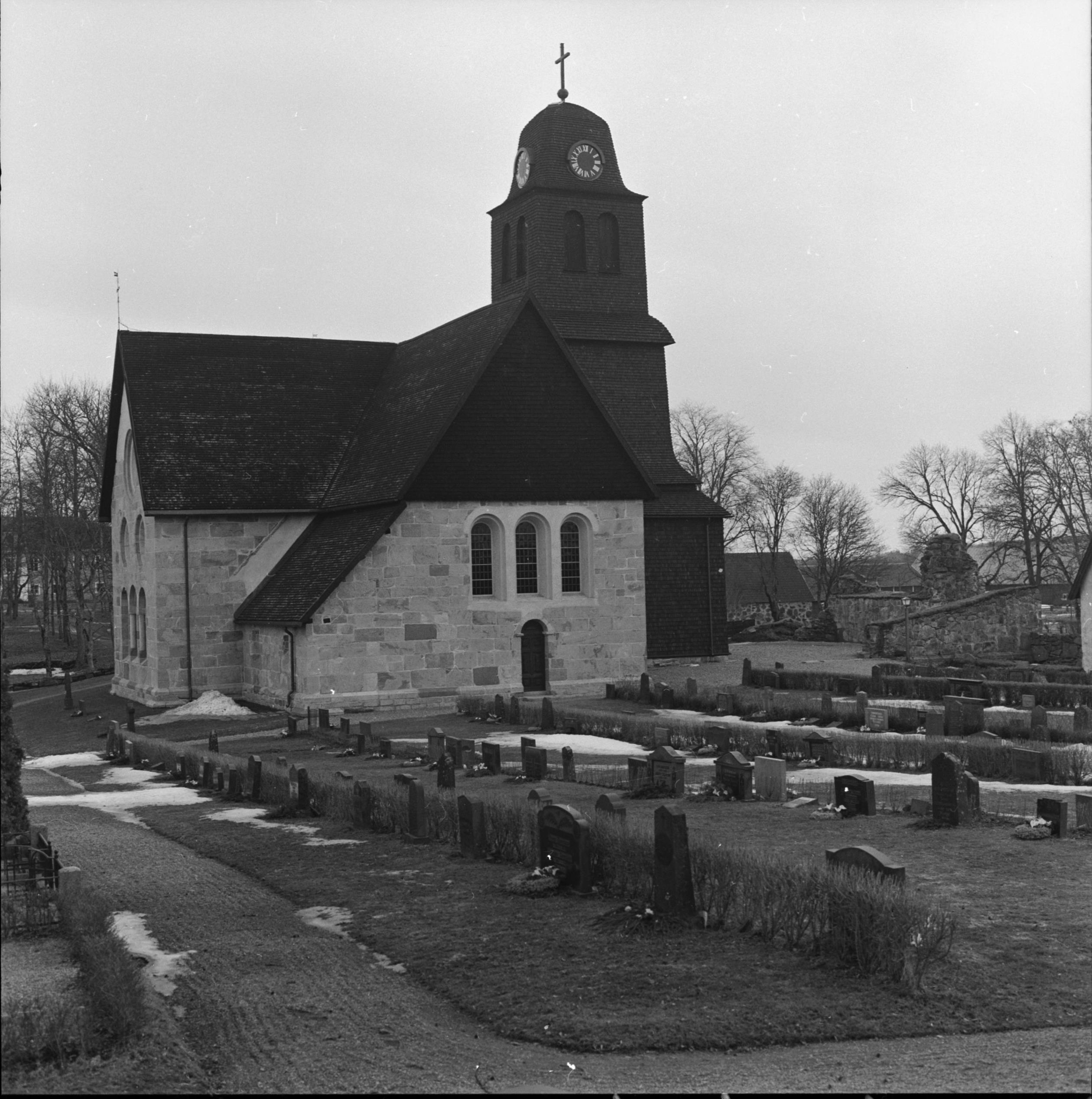 Sören Hallgren, Nydala kyrka (klosterkyrkan)