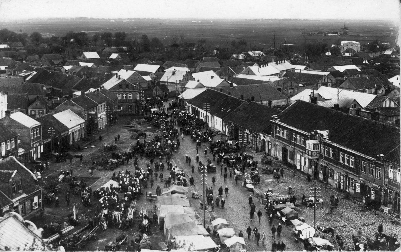 Petras Ločeris, Turgavietė Rinkos aikštėje