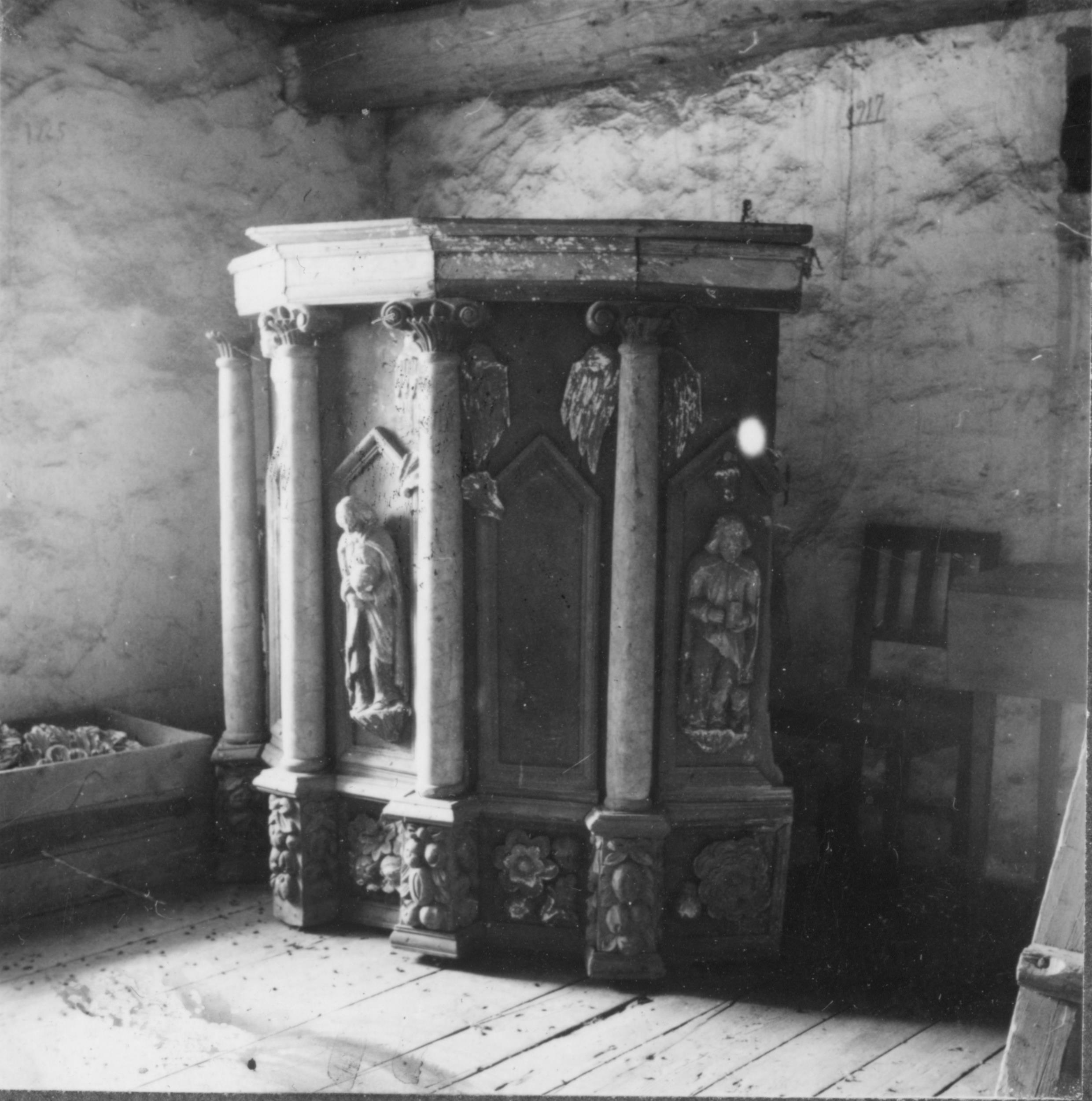 Olle Hellström, Hovs kyrka