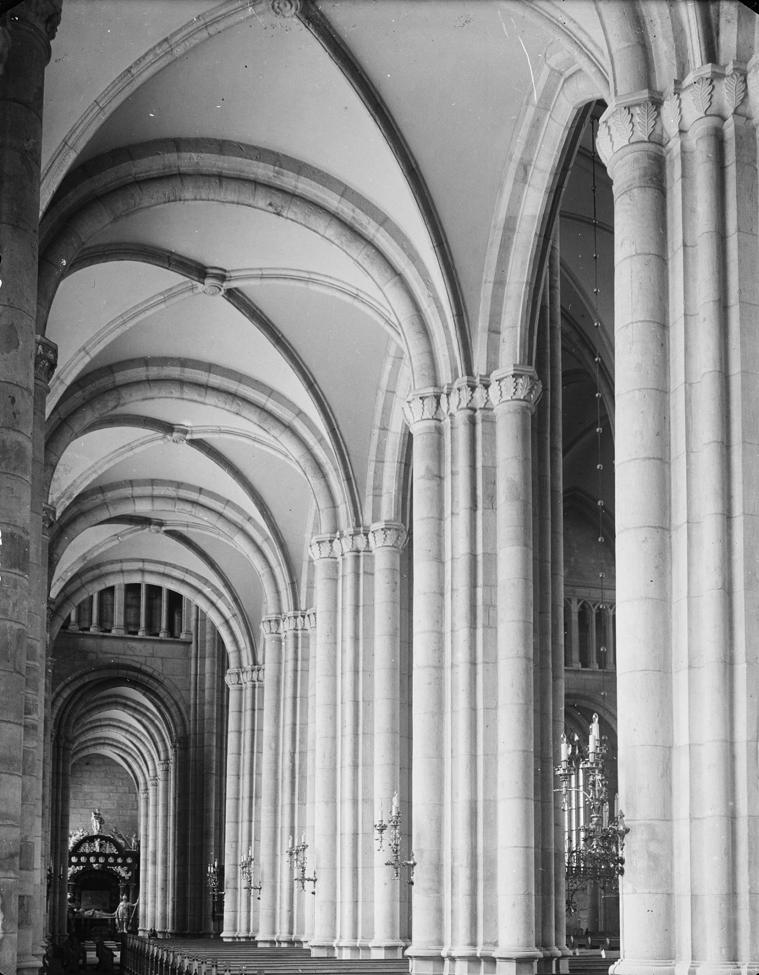 Iwar Anderson, Skara domkyrka (Sankta Maria kyrka)
