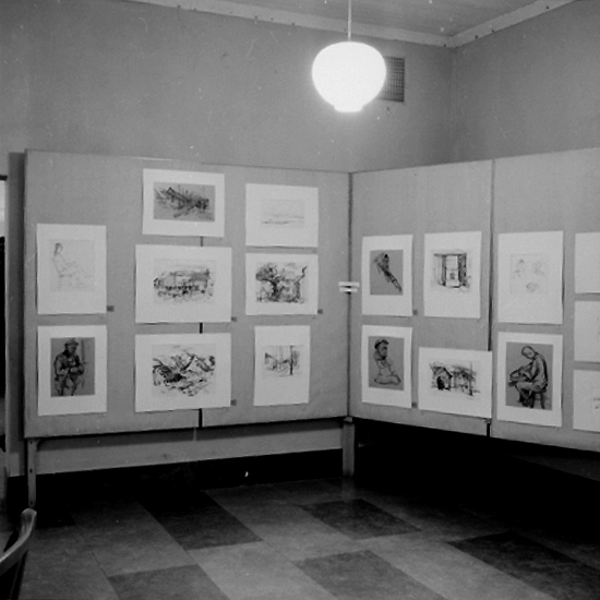 Knut Borg, Inga Berg’s exhibition at the Concert Hall, interior of the exhibition hall, boards.