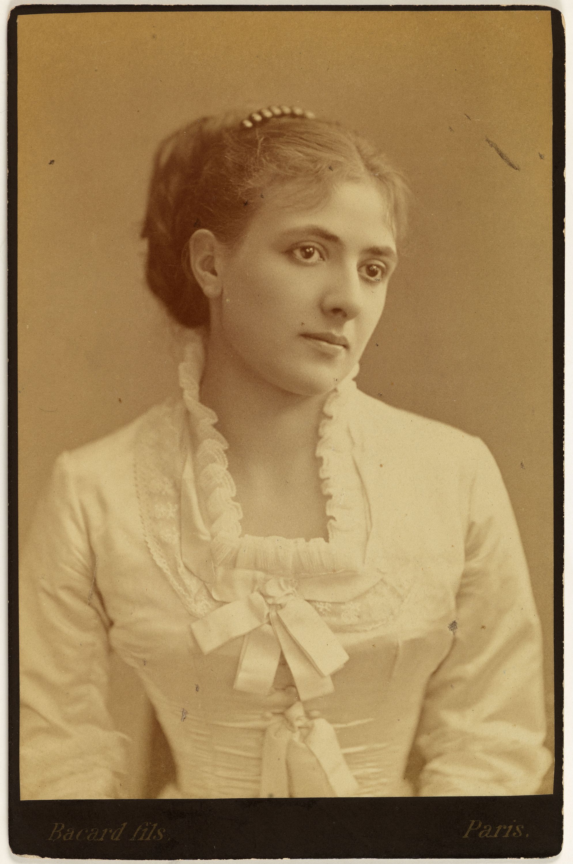 Bacard Fils, Portrait de Blanche Angers, actrice