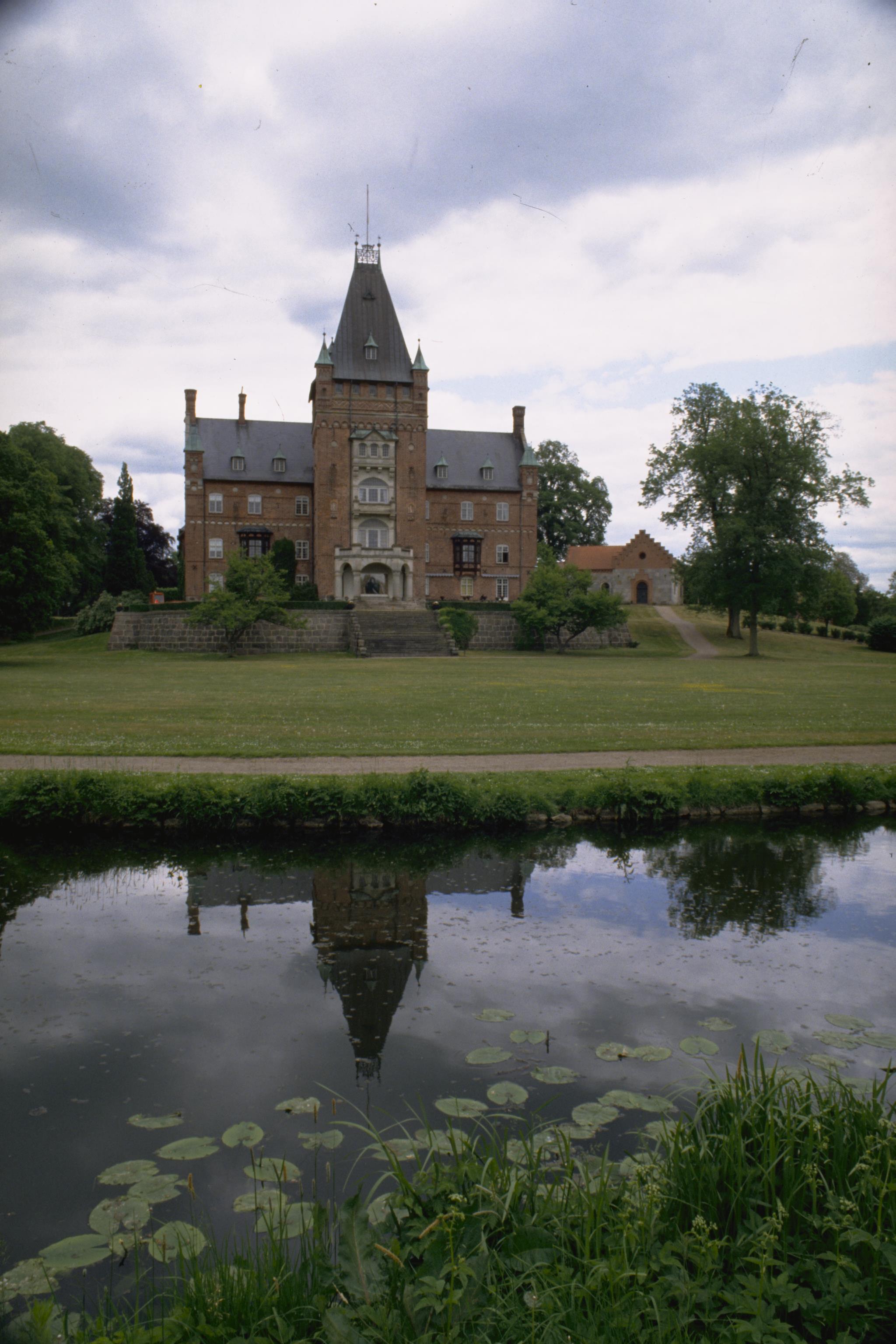 Gabriel Hildebrand, Trollenäs slott
