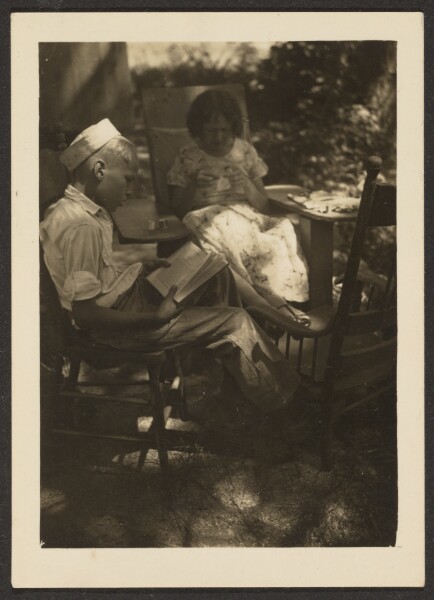 Louis Fleckenstein, [Florence and Son in Backyard]