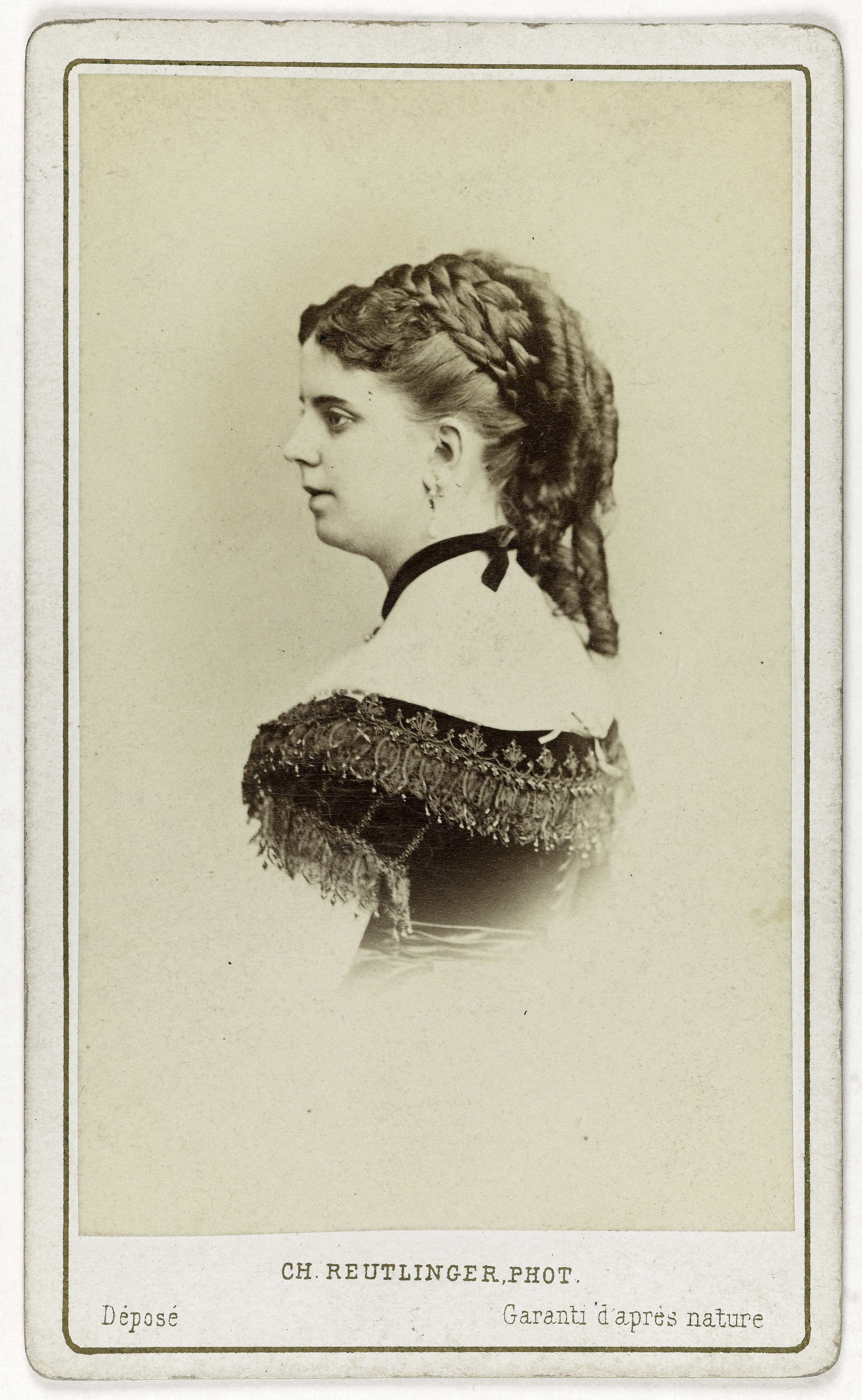 Charles Reutlinger, Portrait de Marie Monbelli, actrice au Théâtre des Italiens en 1869.