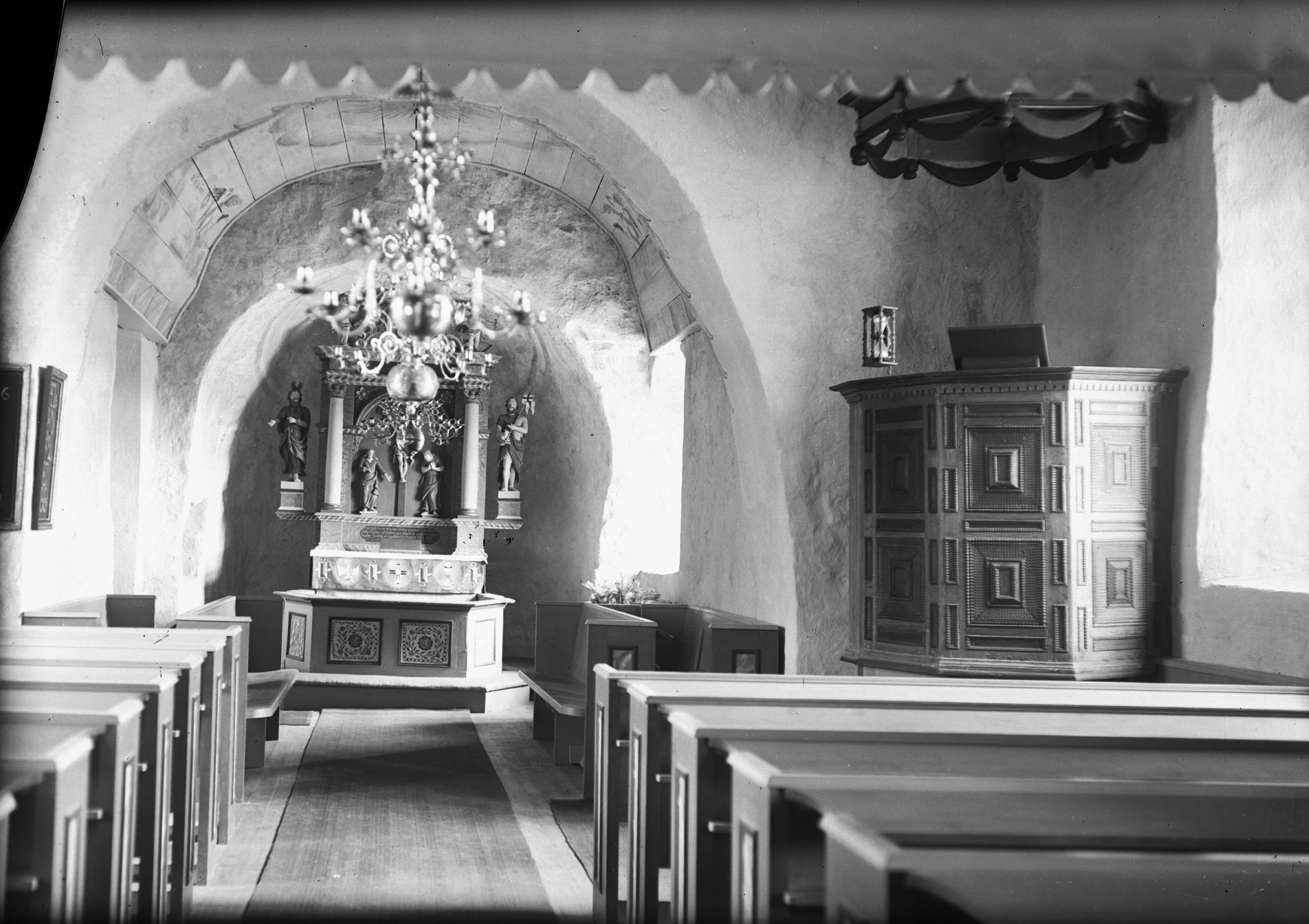 Olle Hellström, Mjäldrunga kyrka