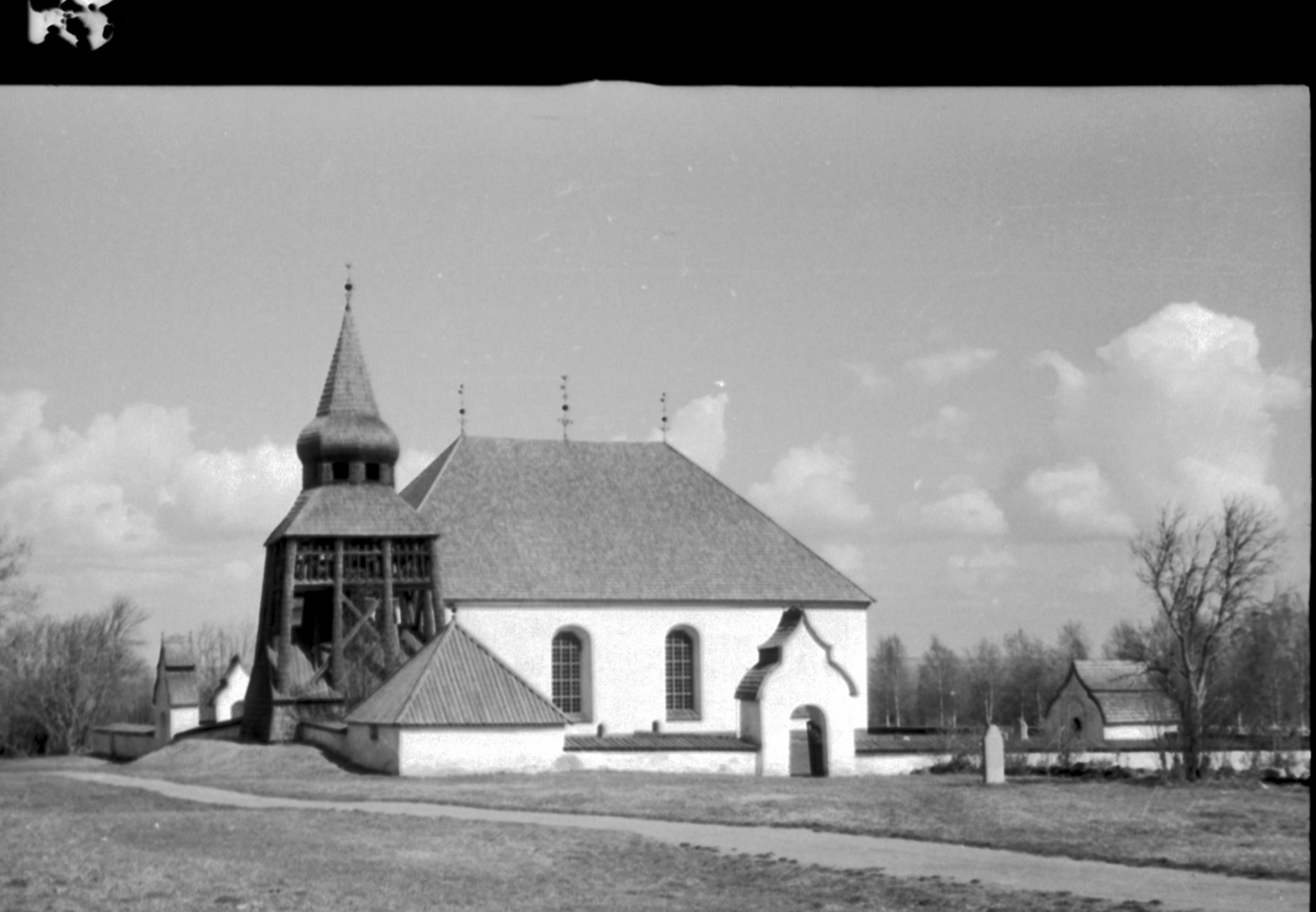 Bertil Berthelson, Ovikens gamla kyrka