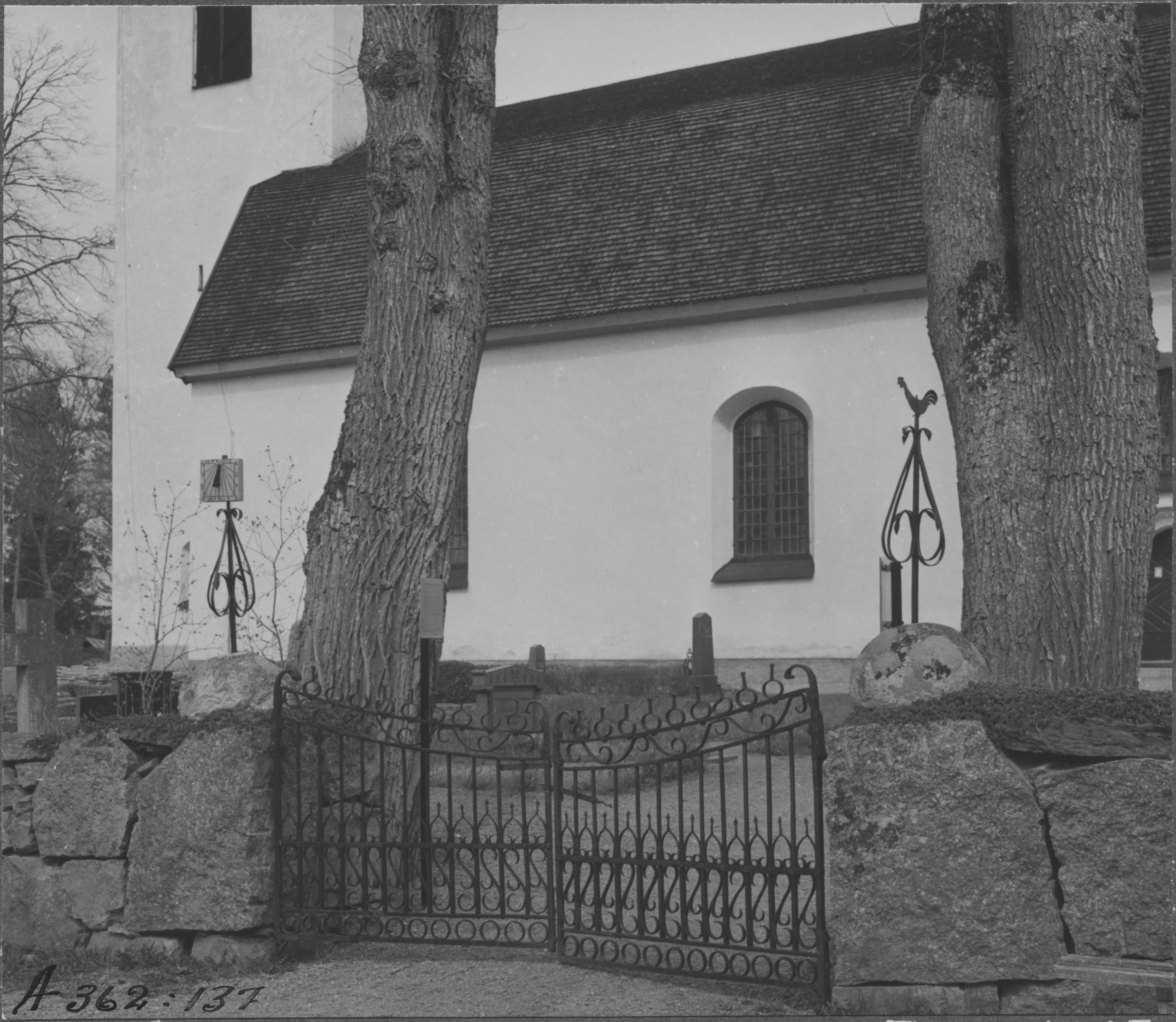Nils Lagergren, Grebo kyrka