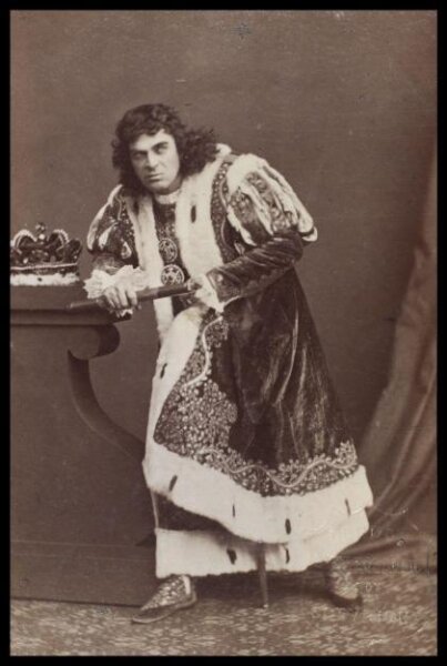 London Stereoscopic and Photographic Company, Guy Little Theatrical Photograph
