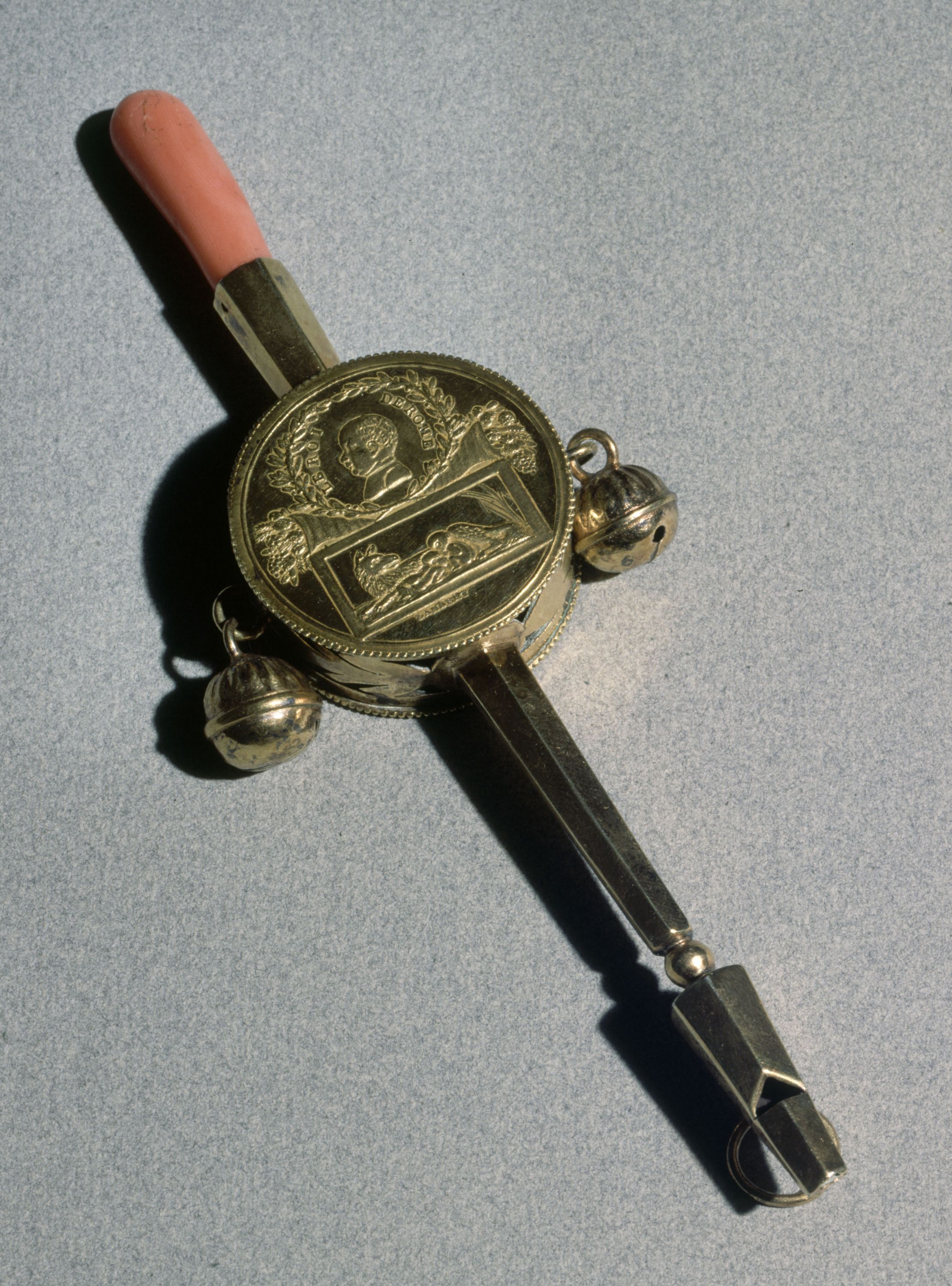 Anonyme, Hochet du roi de Rome dans son étui