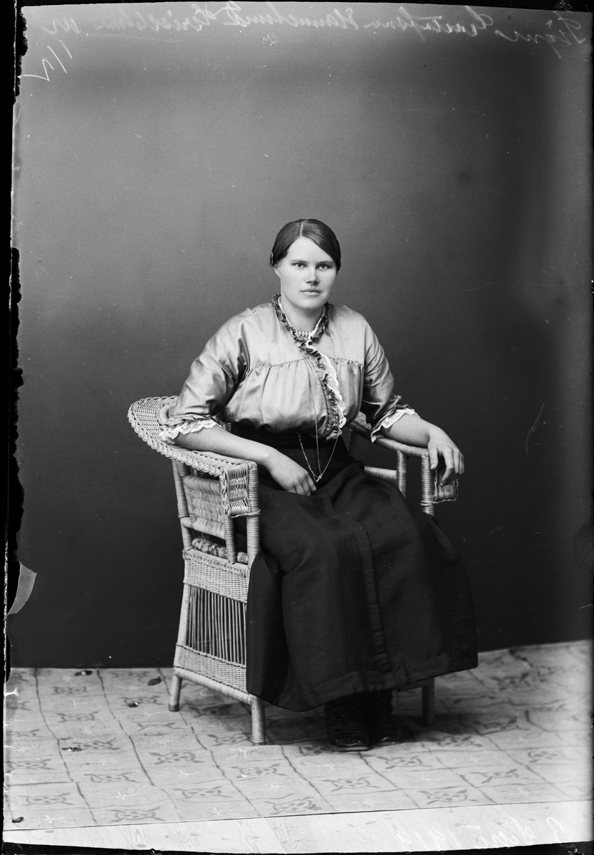 Skötsner-Edhlund, Signe Gustafsson från Grisslehamn, Uppland 1919