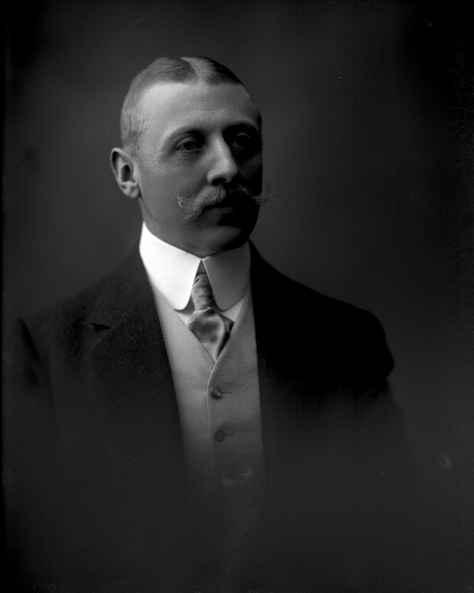 Gustav Borgen, NFB.04368