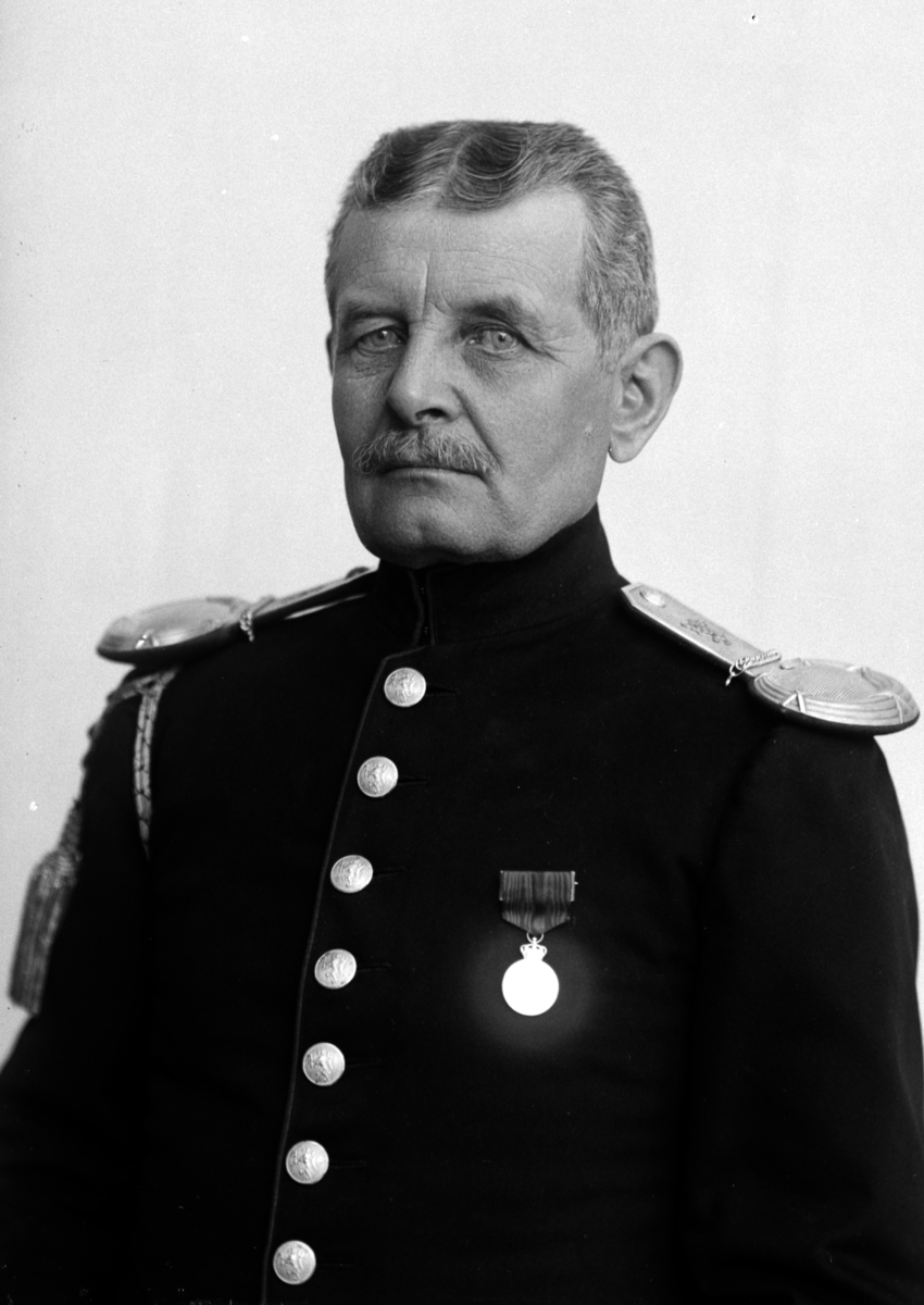 Christian Grundseth, BUE FANEJ. , HALVFIG. , UNIFORM, 29307