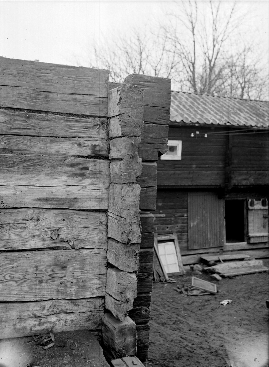 Paul Sandberg, Stallportlider and Lounge Shore - now at the Outdoor Museum Disagården - in the original place in Gränby, Björklinge parish, Uppland