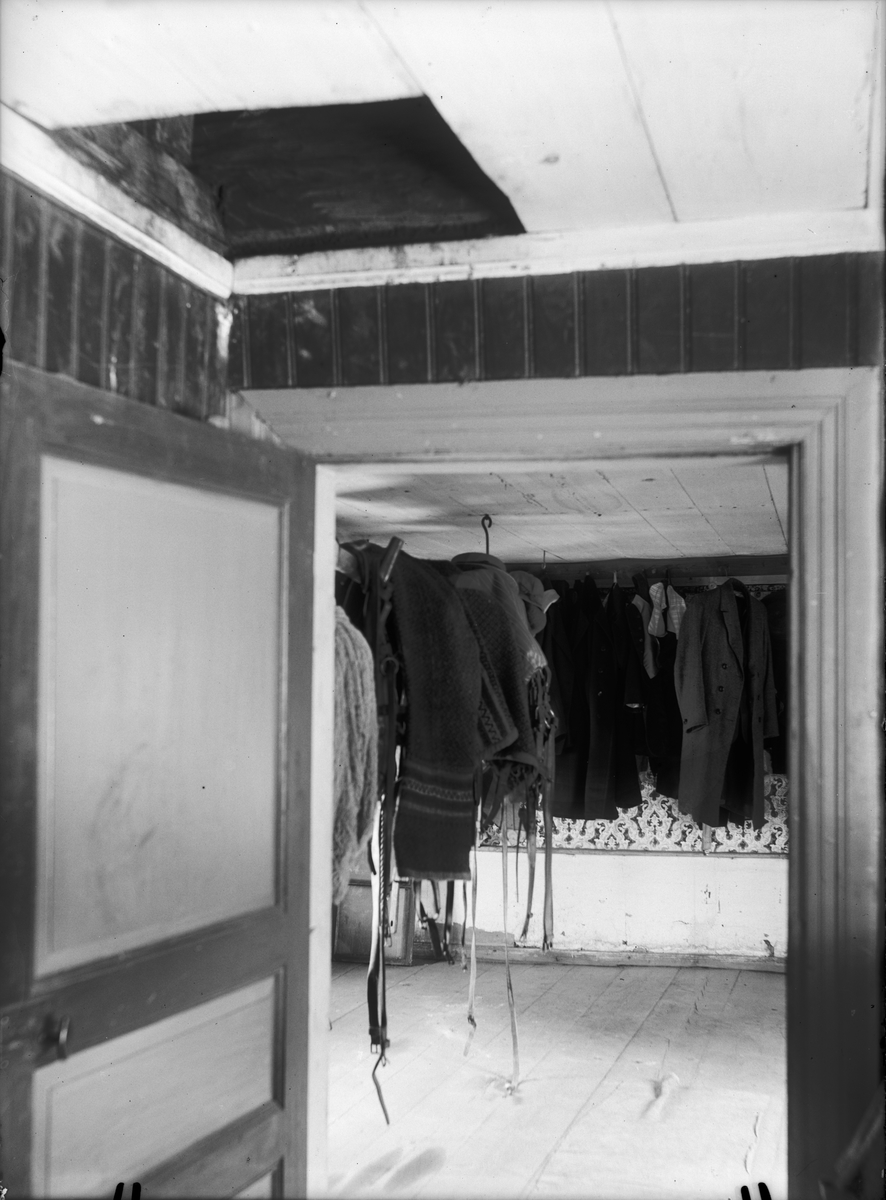 Paul Sandberg, Interior from Nyvlastugan - now at the open-air museum Disagården - in its original location