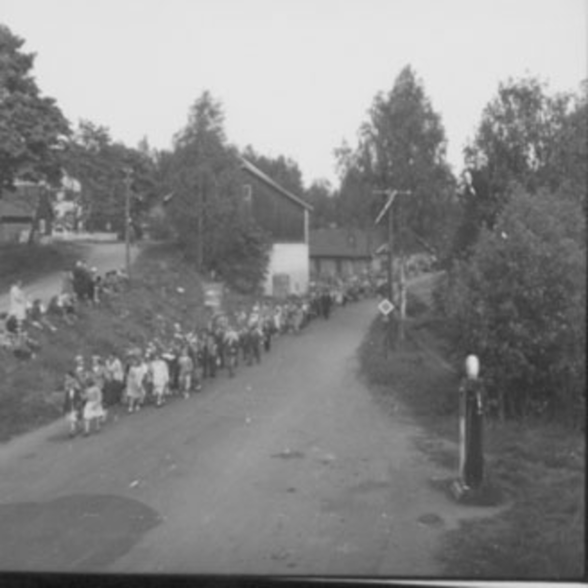 Anno Domkirkeodden, WERGELANDSDAGEN, OPPTOG, MANGE BARN, TANGEN