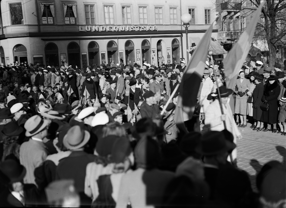 Paul Sandberg, Barnens dagsparad på Nybron, Uppsala maj 1941