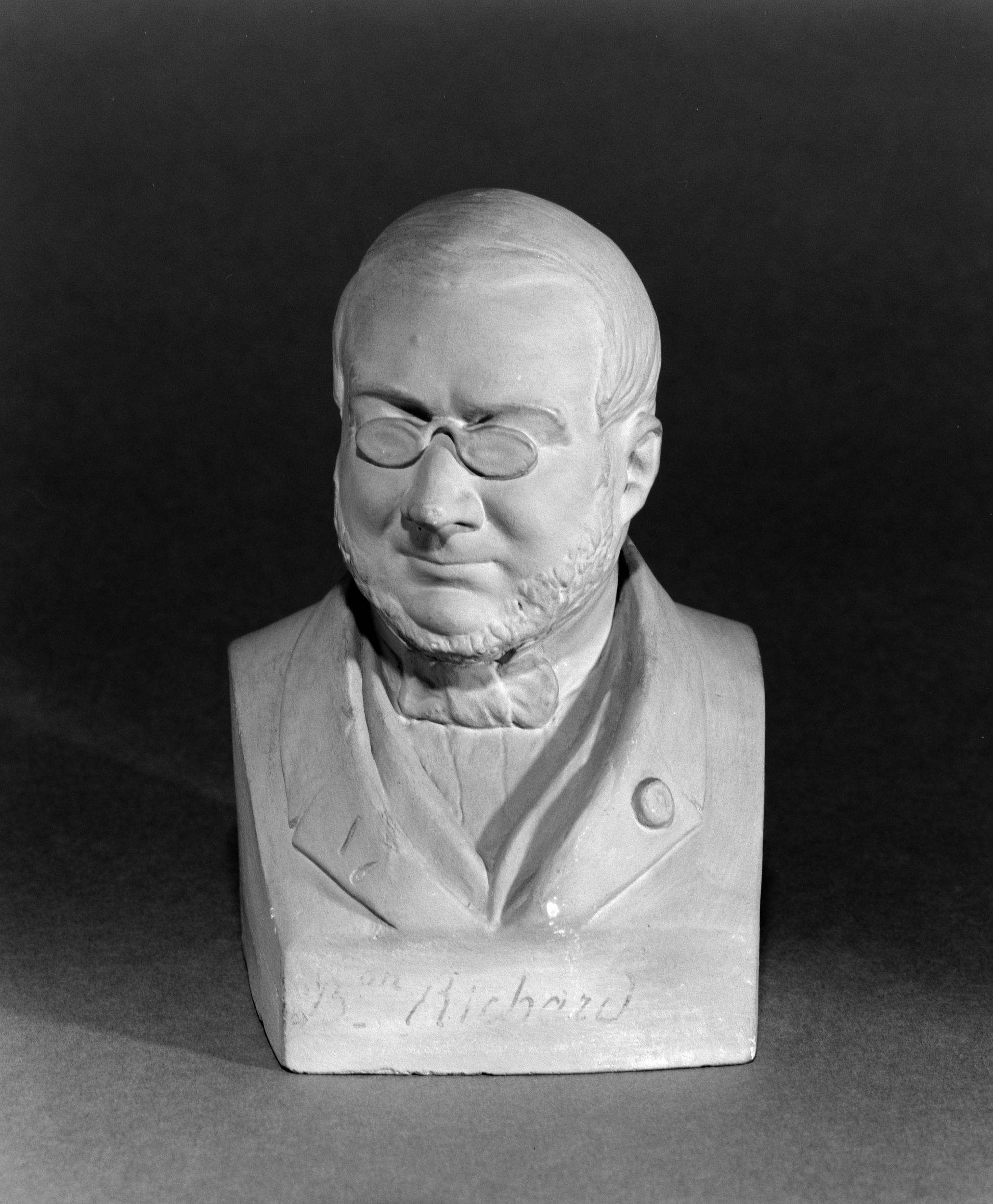 Jean Pierre Dantan, Portrait sérieux de Joseph-Charles-Etienne, baron Richard (1761-1834), préfet du Finistère.