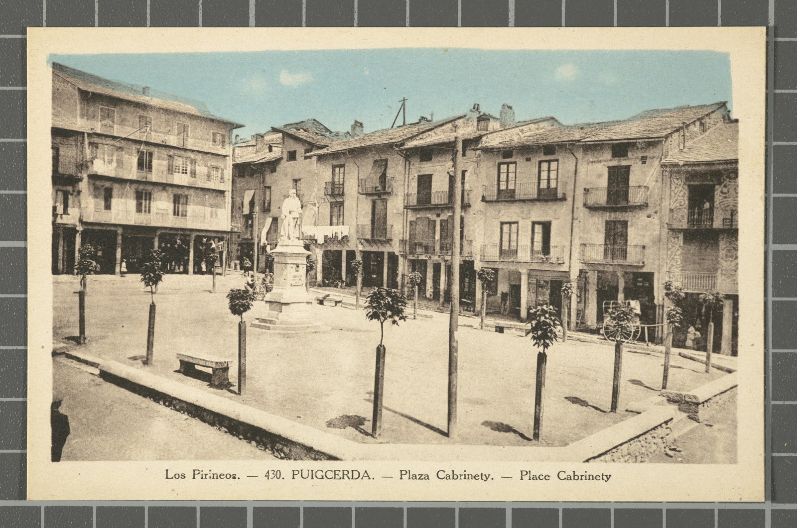 Desconegut, Los Pirineos.- 430. Puigcerda.- Plaza Cabrinety