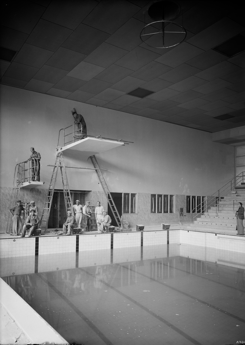 Paul Sandberg, Centralbadets simhall under byggnation, Uppsala augusti 1941