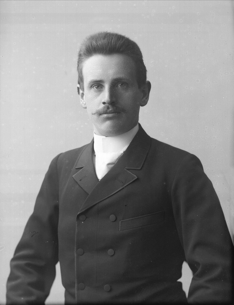 Gustav Borgen, NFB.44585