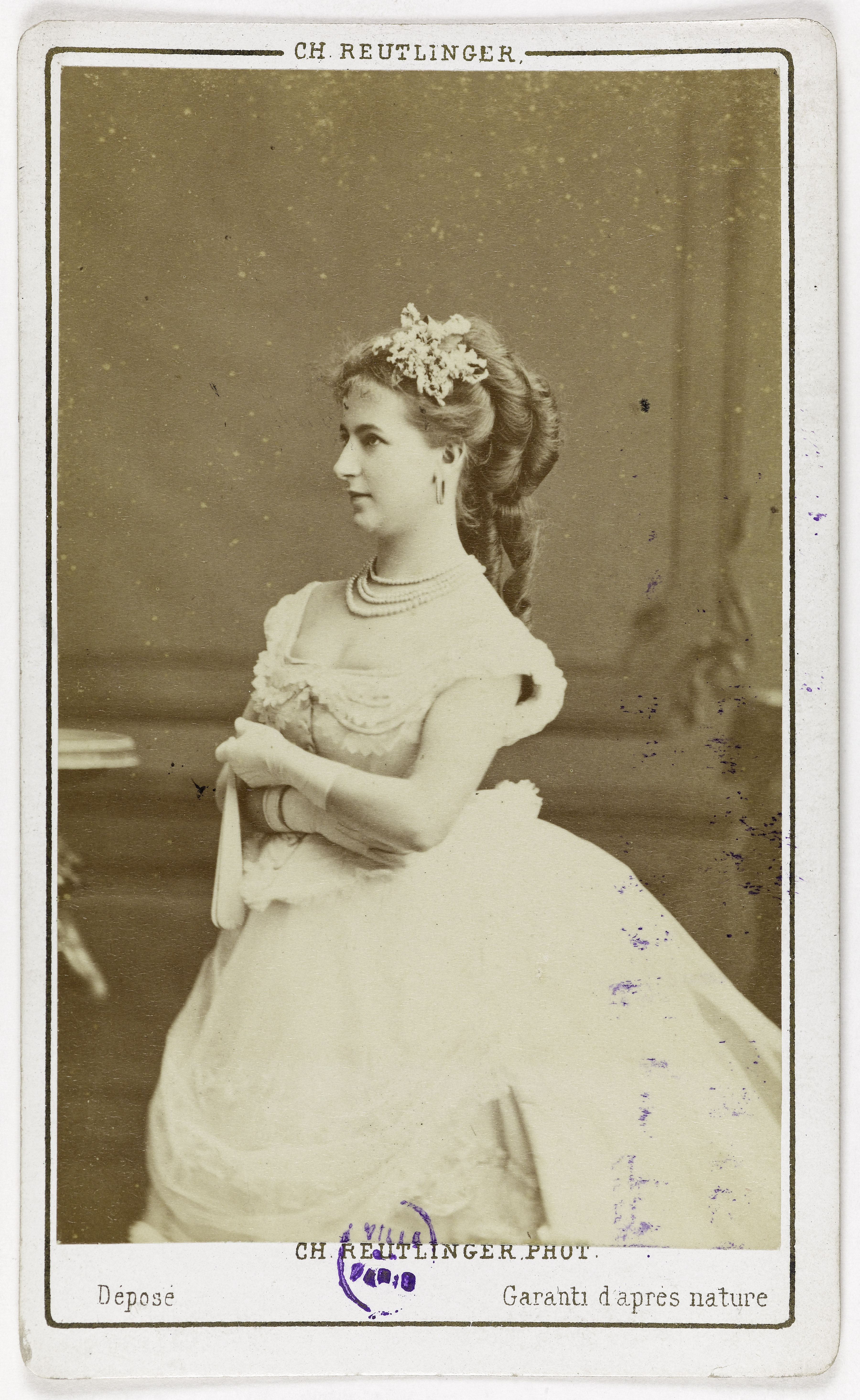 Charles Reutlinger, Portrait de Mélita, actrice au Théâtre du Palais Royal en 1875 et au Théâtre du Vaudeville en 1874.