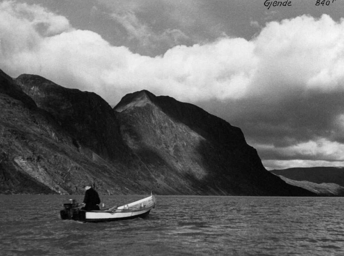 Anders Beer Wilse, Jotunheimen, Gjende, Samferdsel, Landskap, Båt
