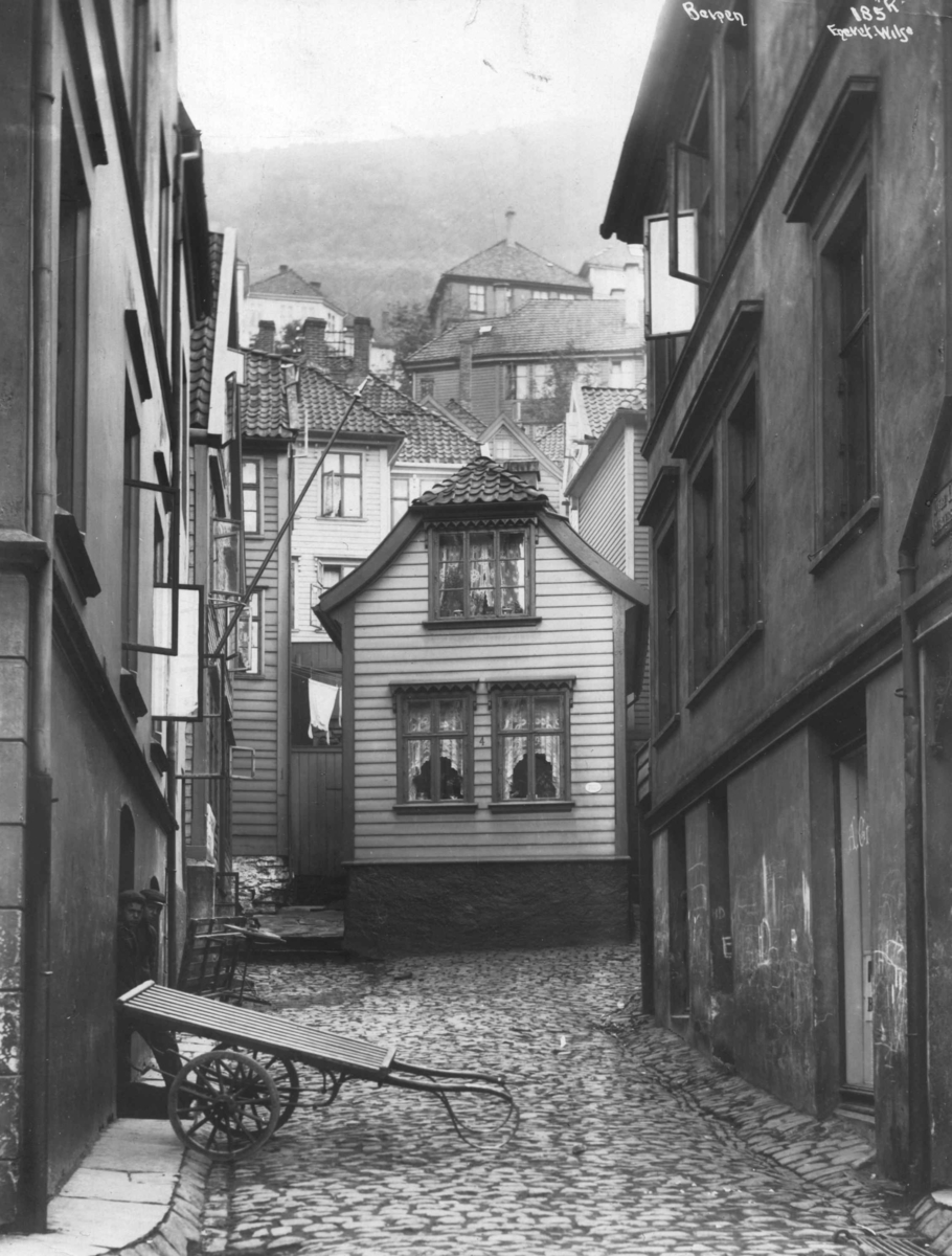 Anders Beer Wilse, Bergen B3.