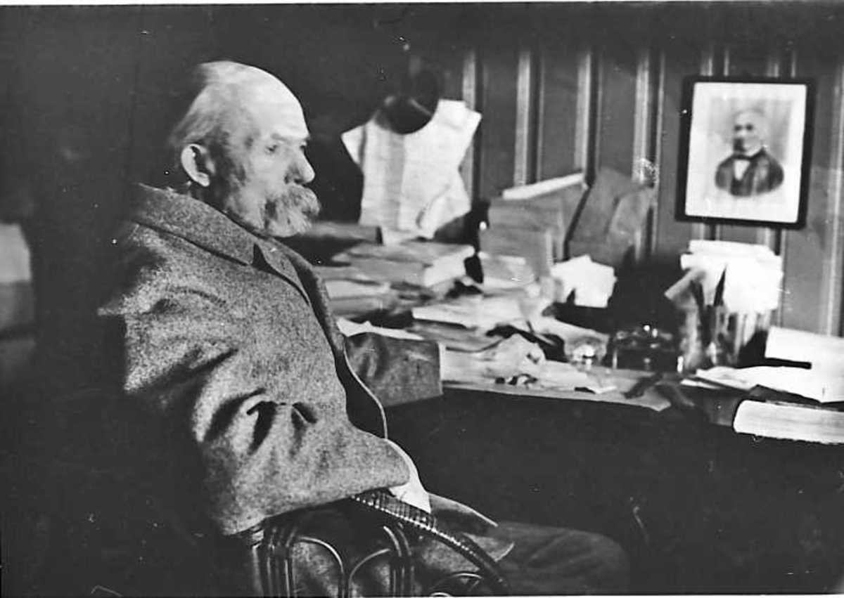 Jan Erik Øvergård, Arne Garborg