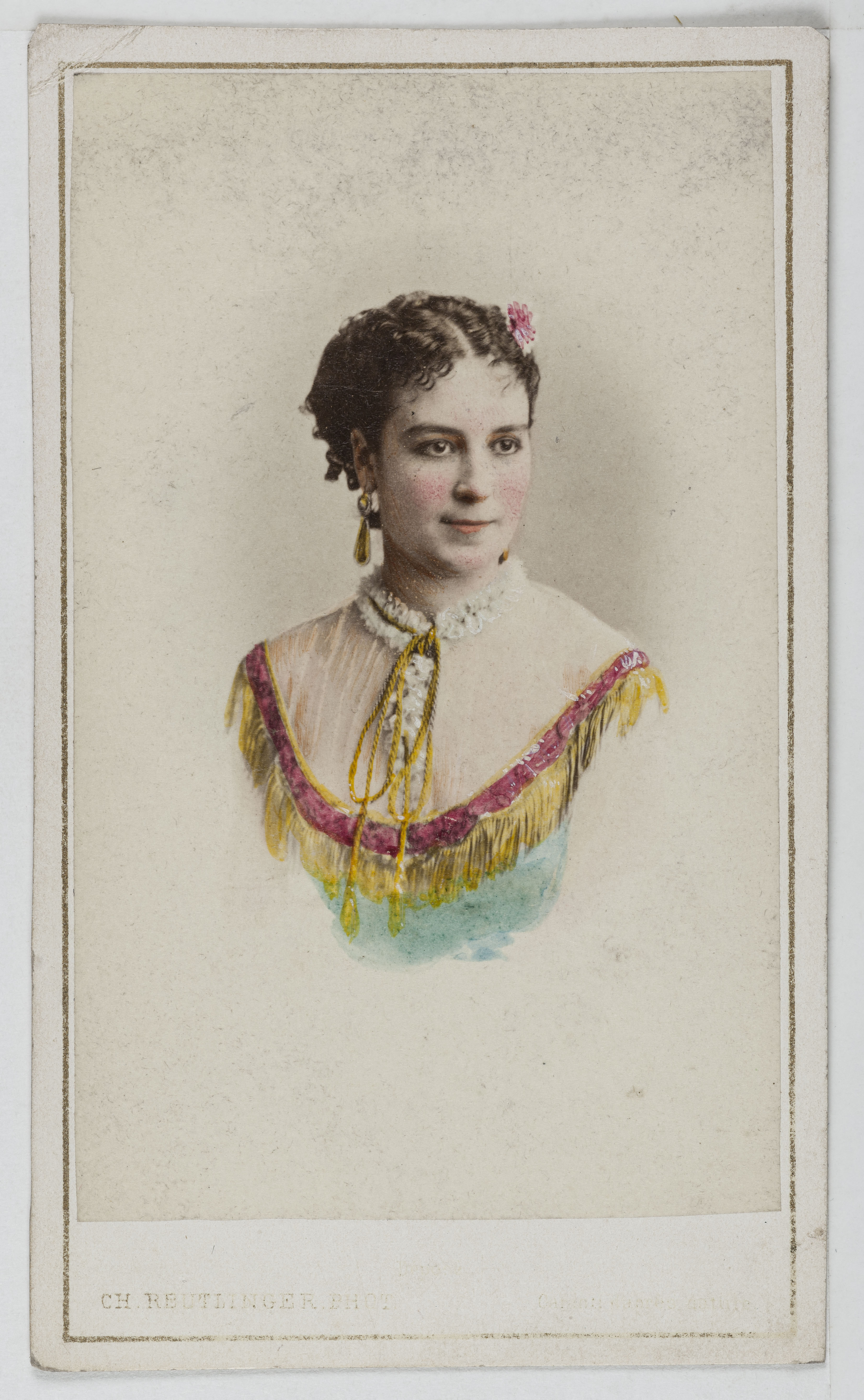 Charles Reutlinger, Portrait d'Hortense Neveux, actrice de théâtre entre 1865 et 1876.