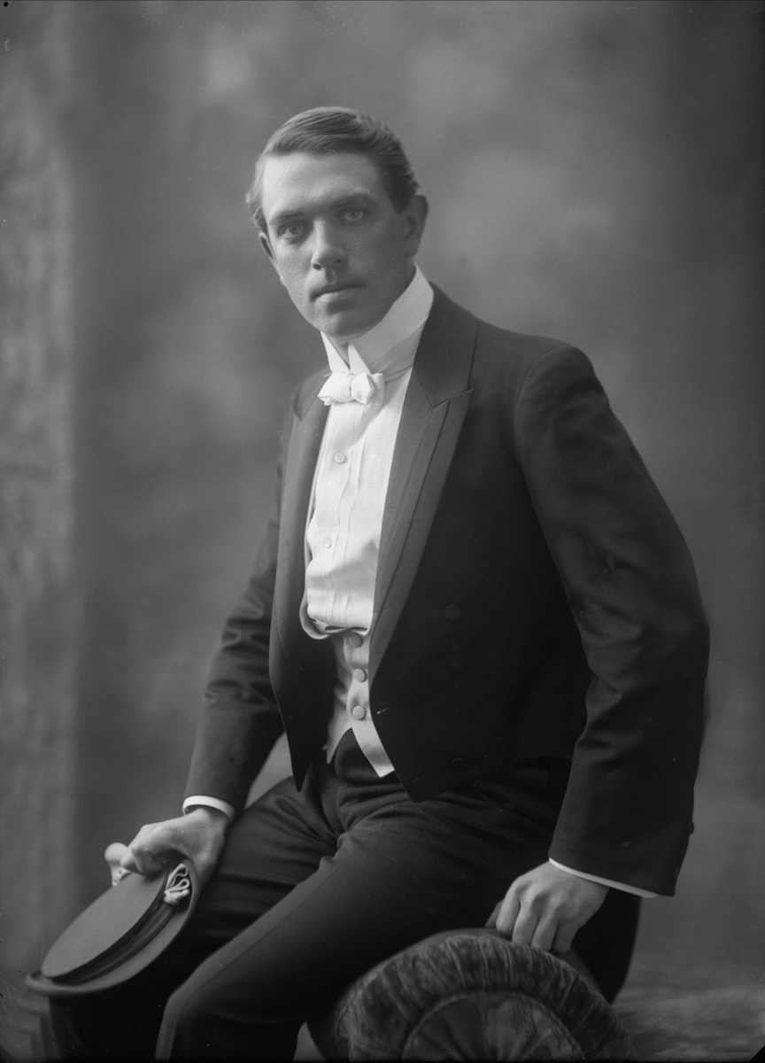 Gustav Borgen, NFB.37972