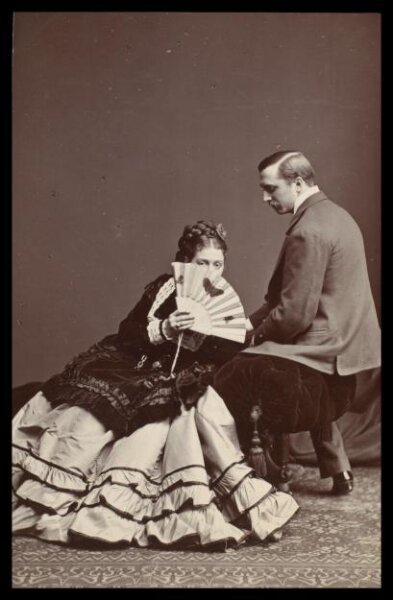 London Stereoscopic and Photographic Company, Guy Little Theatrical Photograph
