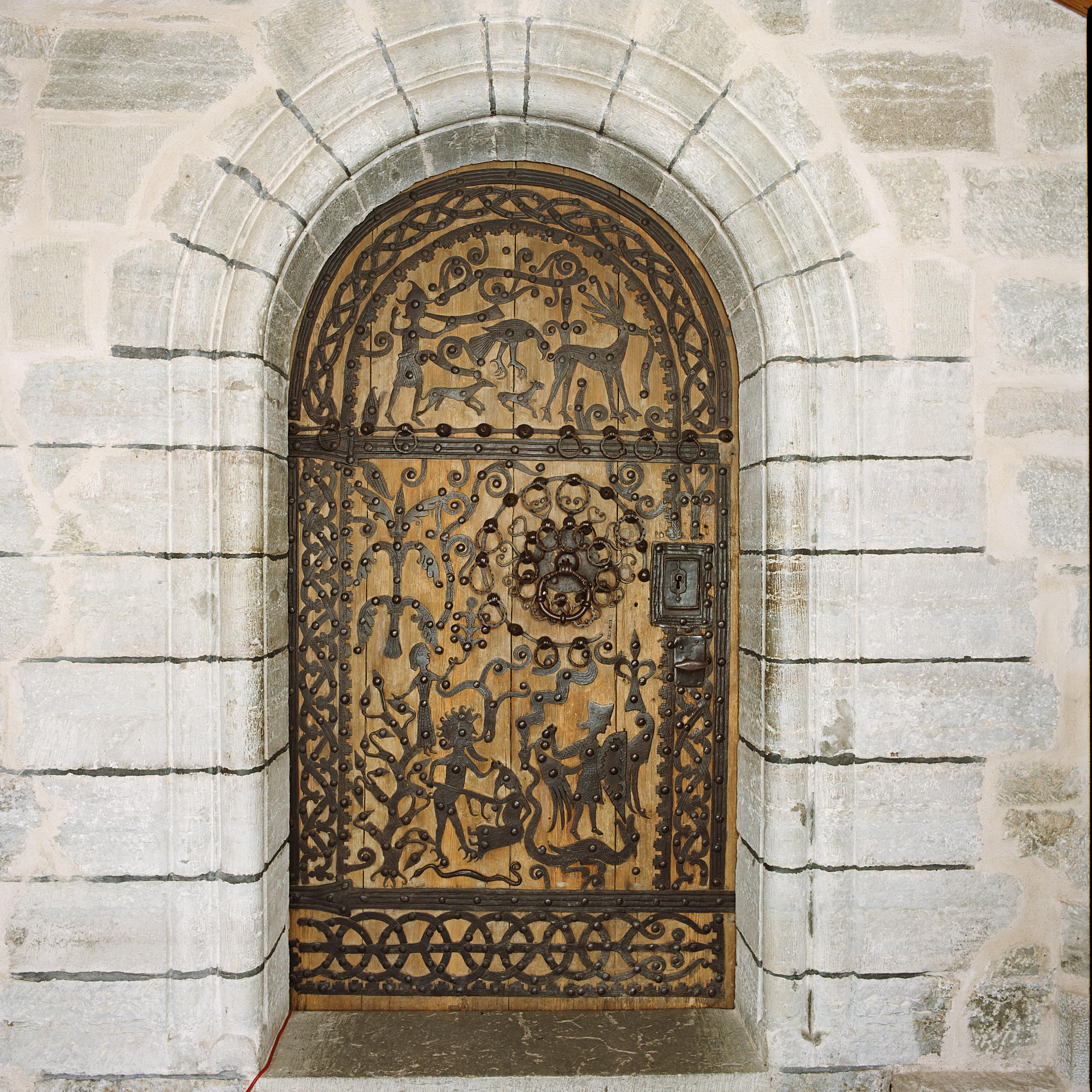 Bengt A Lundberg, Rogslösa kyrka