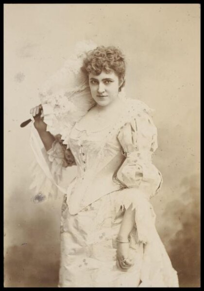 London Stereoscopic and Photographic Company, Guy Little Theatrical Photograph