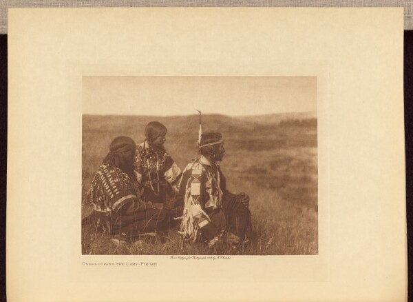 Edward S. Curtis, Overlooking the Camp - Piegan