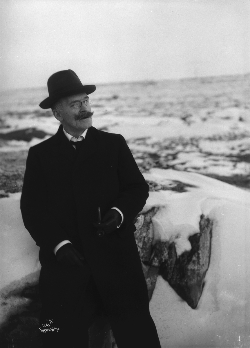 Anders Beer Wilse, Prot: Knud Hamsun ved Baad