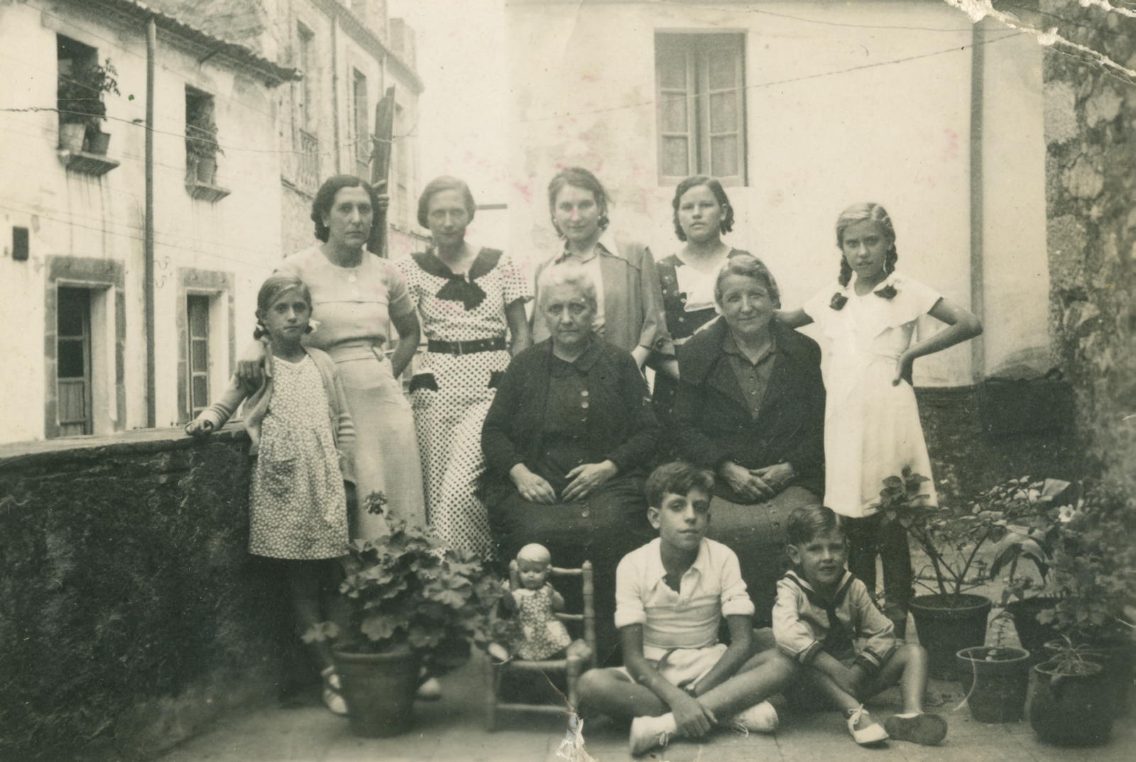 Desconegut, [Group Portrait]