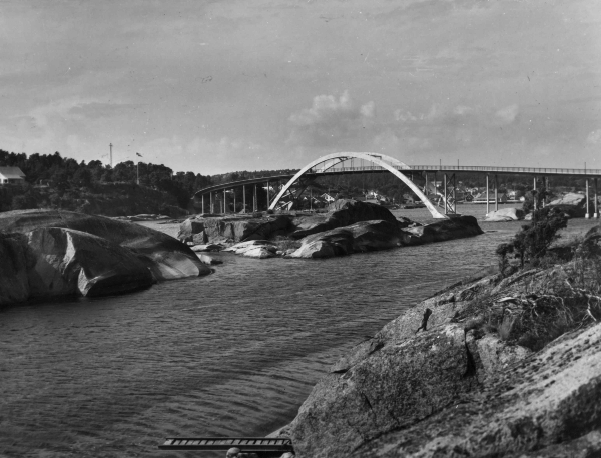 Anders Beer Wilse, Horten, Brosåbroen, Samferdsel, Bro