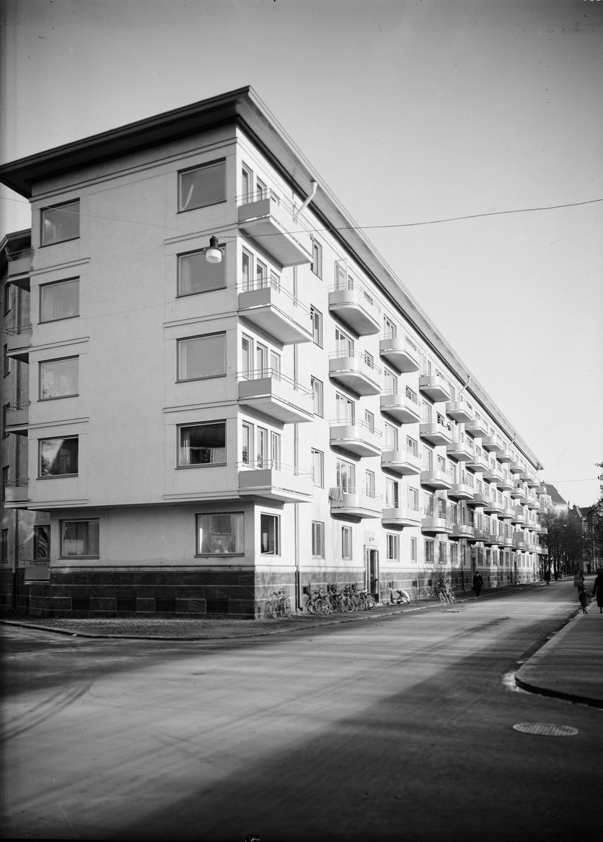 Paul Sandberg, The Beginners, the Beginnings Street, Luthagen, Uppsala 1936