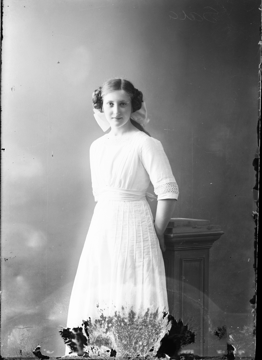 Skötsner-Edhlund, Ateljé Portrait - Sara Edhlund, Östhammar, Uppland