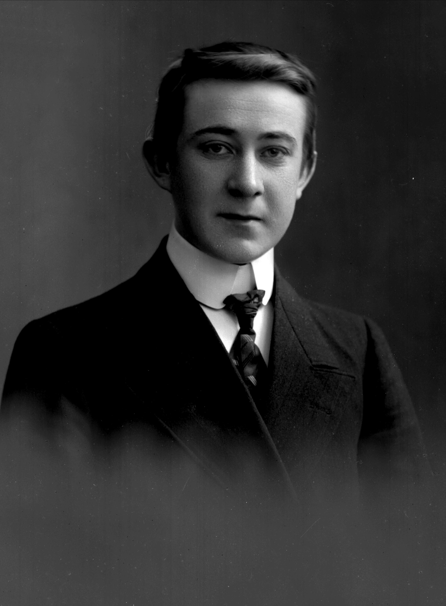 Gustav Borgen, NFB.06872