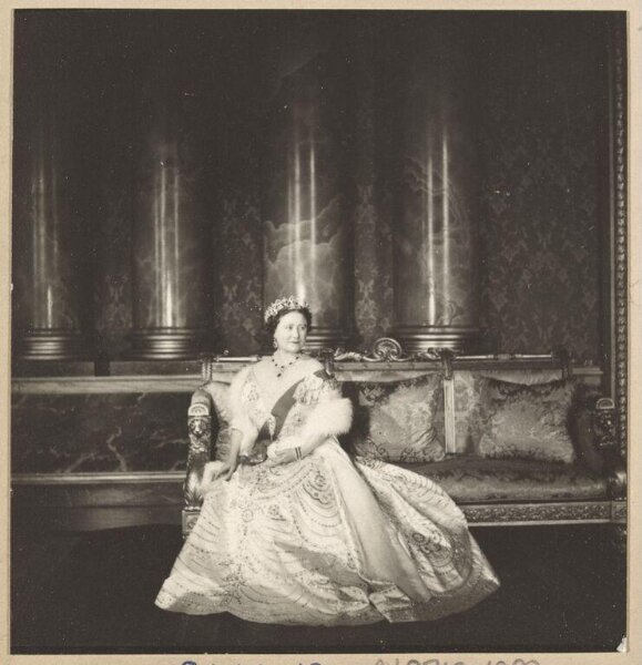Beaton, Cecil (Sir), Photograph