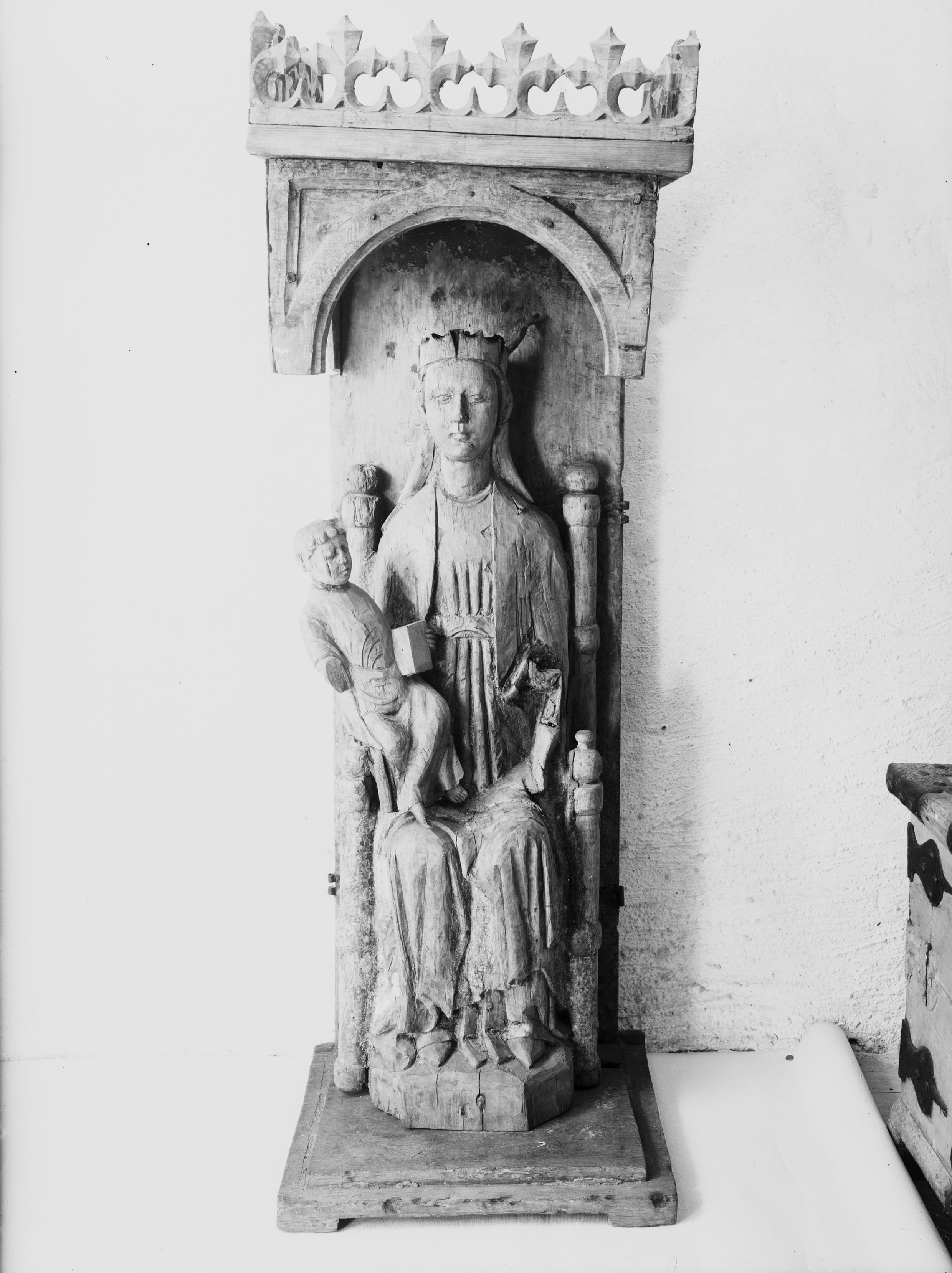 Nils Lagergren, Hilleshögs kyrka
