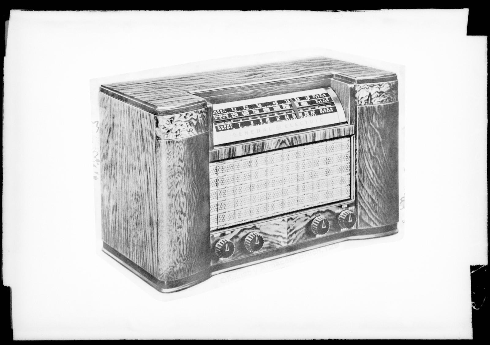 Desconegut, [Ràdio]