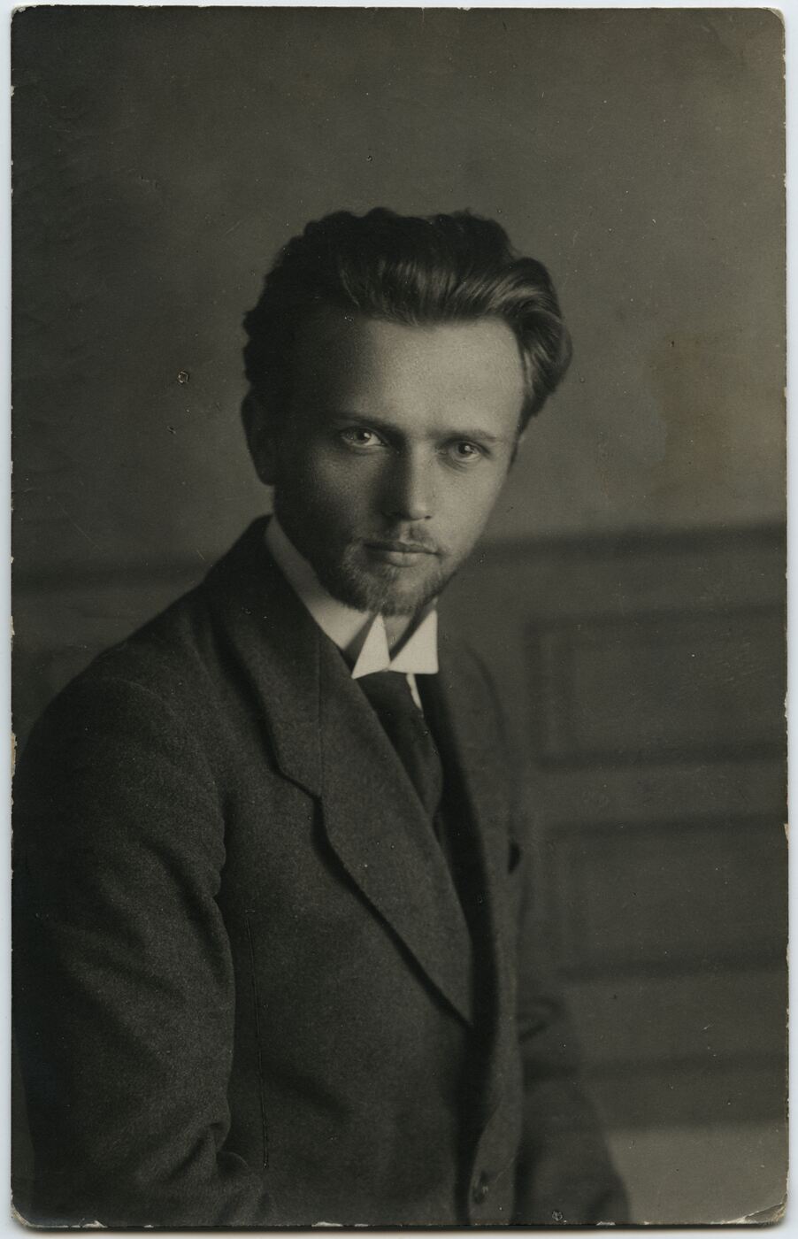 Nežinomas autorius, Kostas Dambrauskas