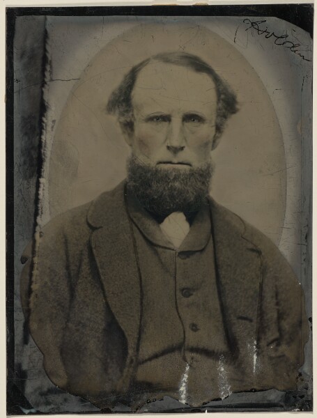 Unknown, [Portrait of bearded man]