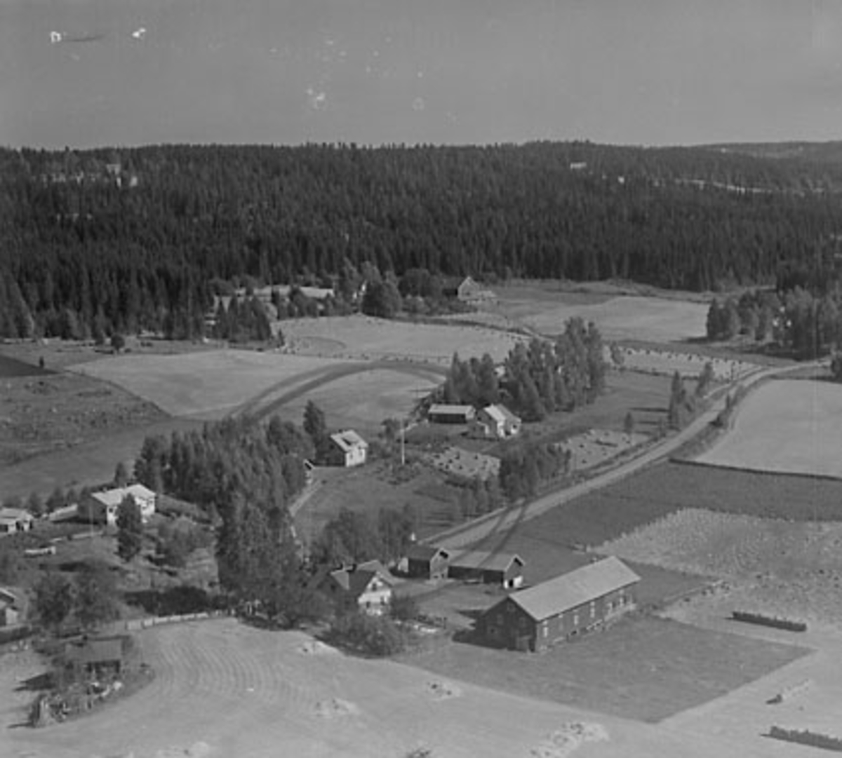 Widerøes Flyveselskap A/S, FLYFOTO LERUD ???, UKJENT