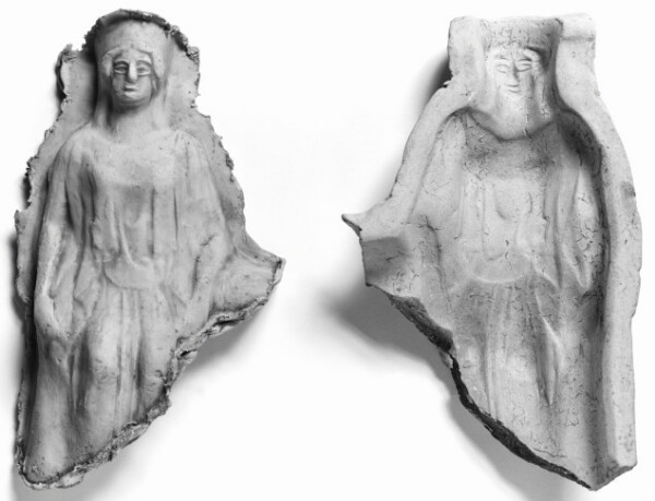 Unknown, Mold of a Seated Frontal Female Figure