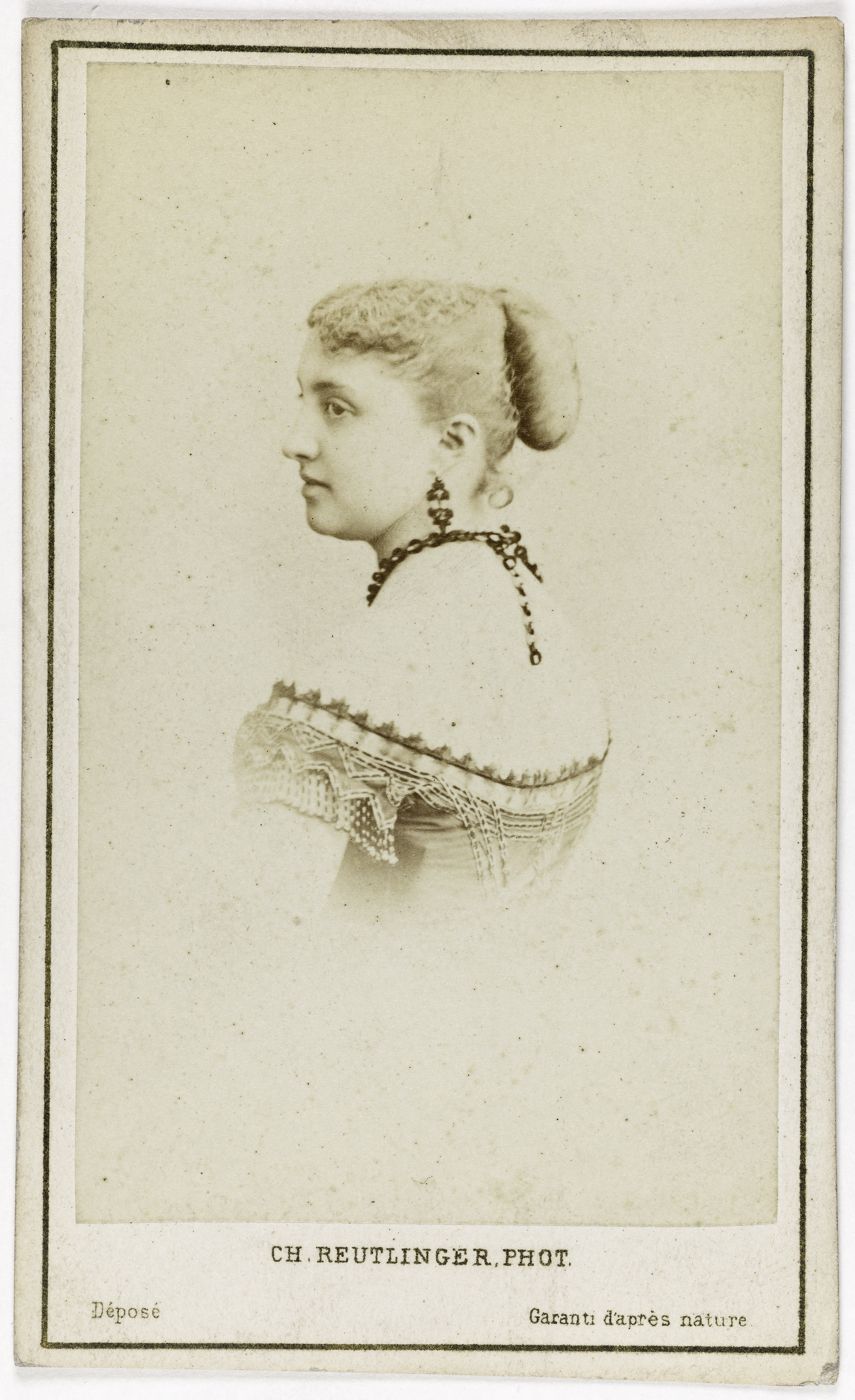 Charles Reutlinger, Portrait de Léontine Massin (1847-1901), actrice de théâtre entre 1863 et 1883.
